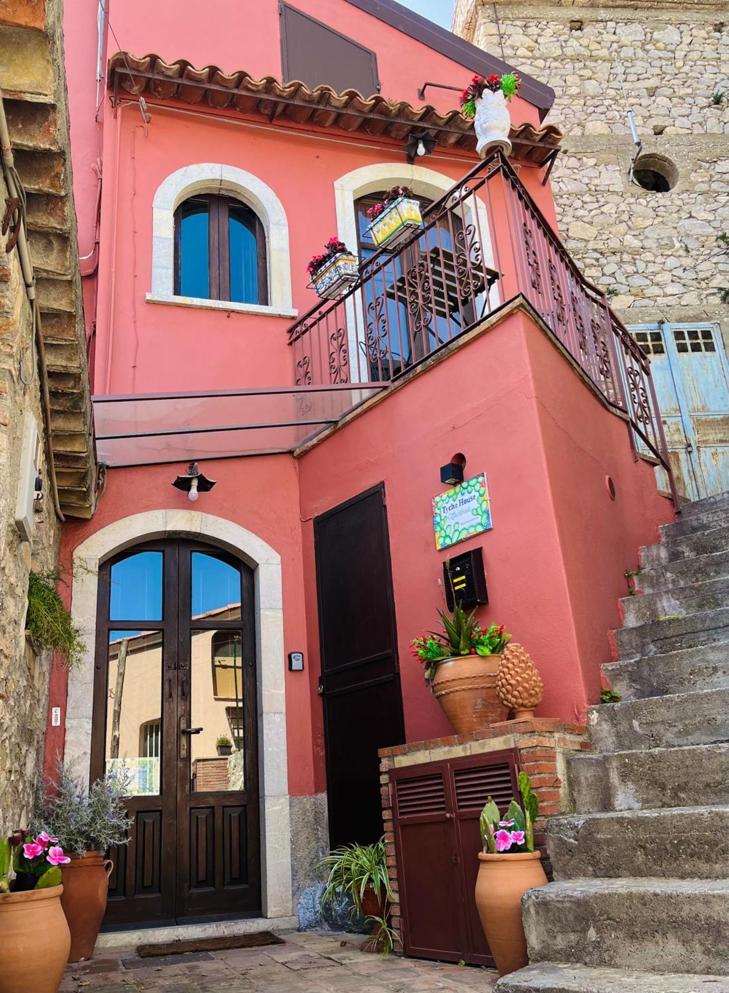 Tyche House Castelmola Apartment Exterior photo